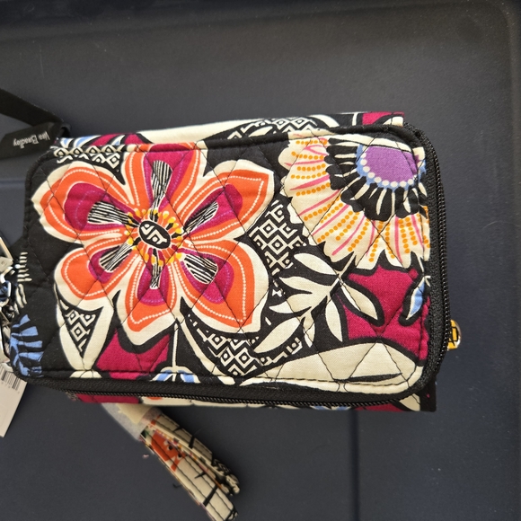 Vera Bradley 3 In 1 Cross Body Kauai Floral - Picture 3 of 6